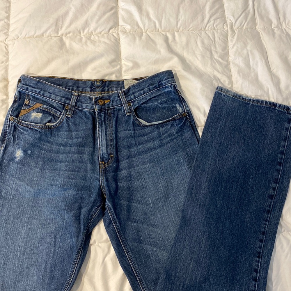 Men’s Ariat jeans size 32/38 M4 boot cut style